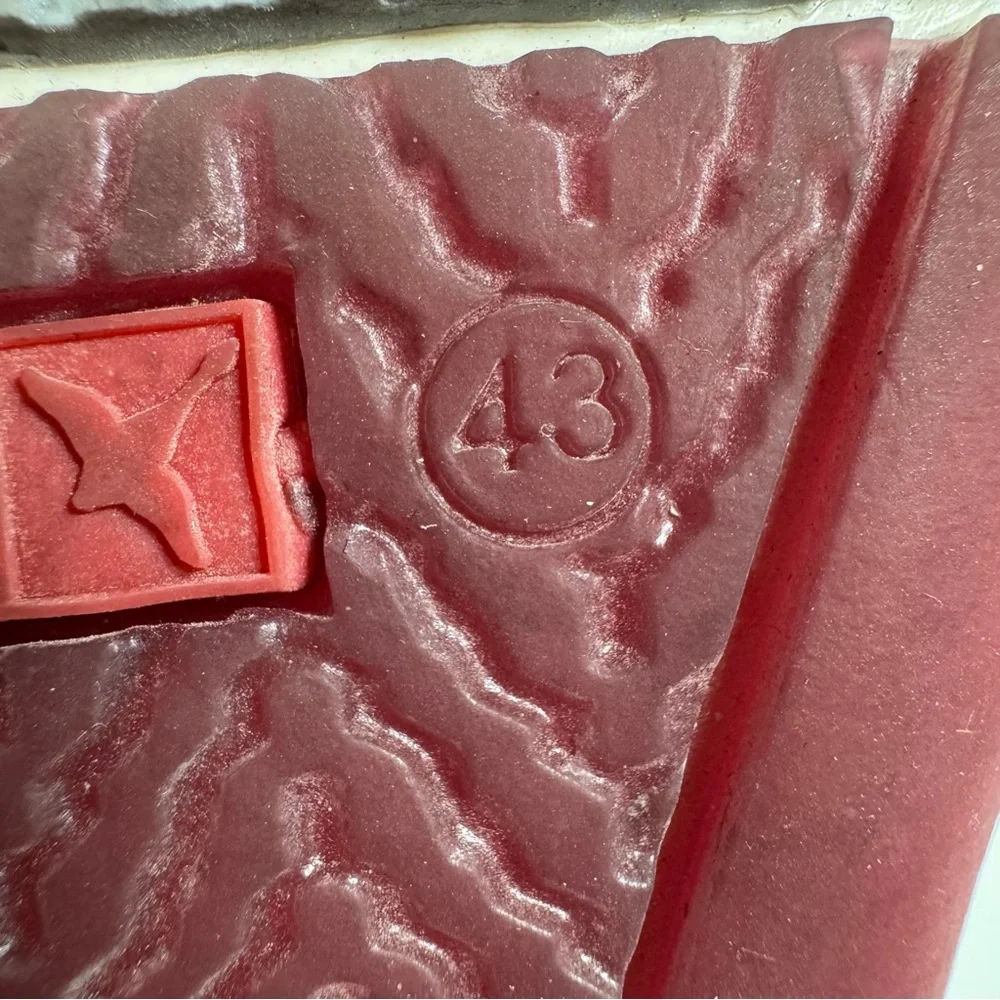PIKOLINOS brand style
